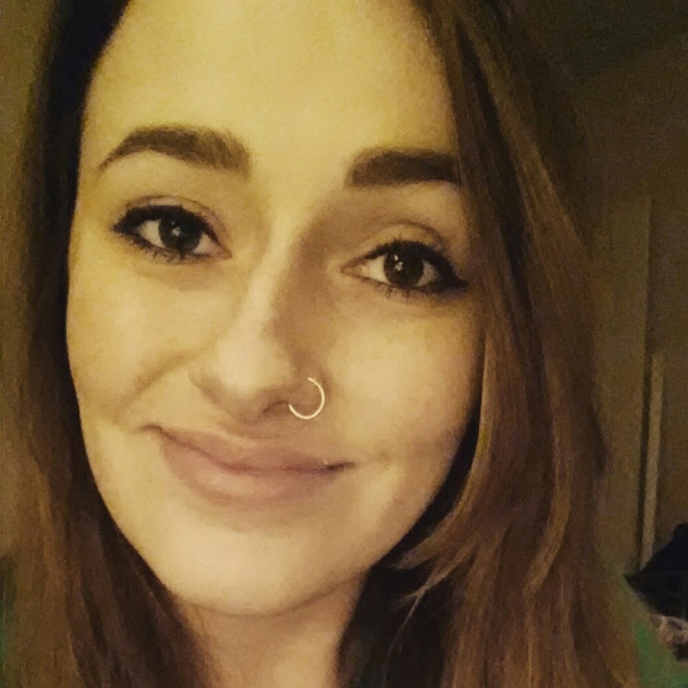 Meet your Posher, Dana